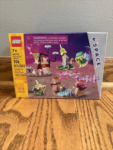 LEGO Space: Alien Planet Habitat 40716) New Sealed Retired