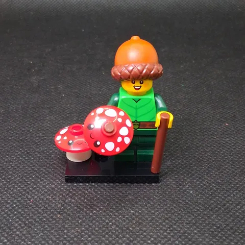 2022 Lego Minifigure Series 22 (71032) - Forest Elf