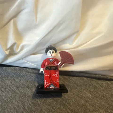 LEGO Komono Geisha Girl Minifigure 8804 Collectible Series 4 CMF col050