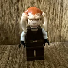 LEGO Saesee Tiin Minifigure Brown Outfit with Orange Headpiece