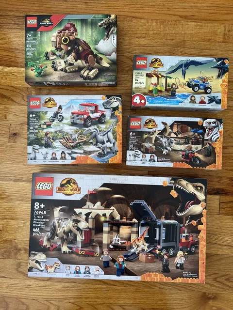 LEGO Jurassic World Lot of 5: 76948, 76946, 76945, 76970, 76943 --NEW SEALED