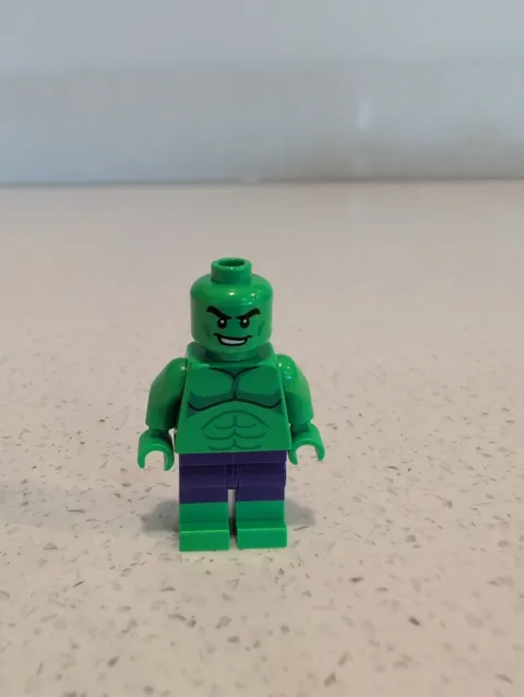 The Mighty HULK Lego Minifigure Marvel Superheroes Lego Avengers