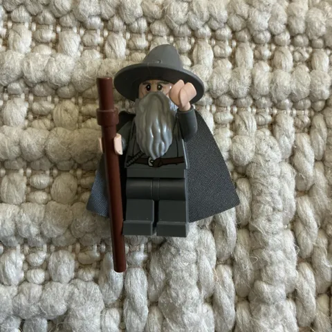 LEGO lor001 Gandalf the Grey - 9469 The Lord of the Rings Gandolf Arrives