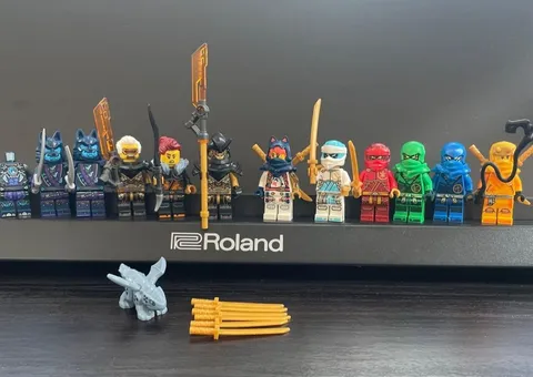 LEGO Ninjago Dragon Rising Minifigure Set of Eleven plus One Body Only plus Baby