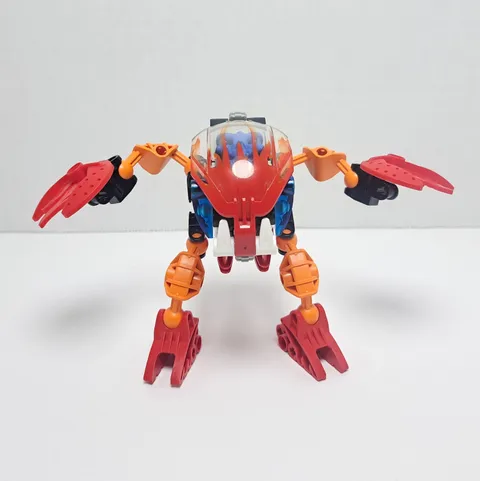 LEGO Bionicle TAHNOK (8563) Used with Original Canister and Manual