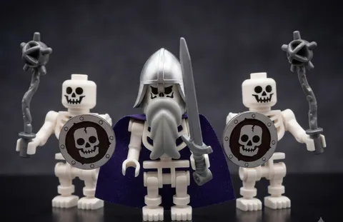 LEGO Fantasy Era Castle Minifigure Skeleton lot Shield Commander Warrior