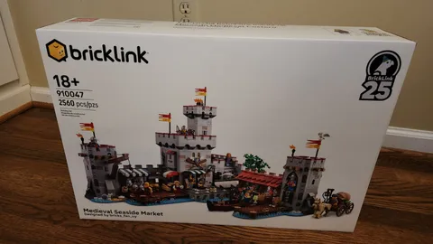 NEW LEGO #910047 Medieval Seaside Market, Bricklink Designer Retired