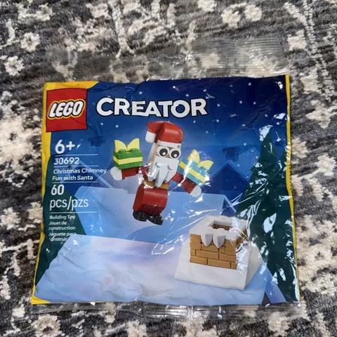 LEGO 30692 - Holiday Christmas: Creator - Christmas Chimney Santa - Poly Bag Set