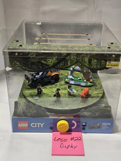 LEGO City 60426 Jungle Explorer Truck Lighted Store Display Case Clear Plastic