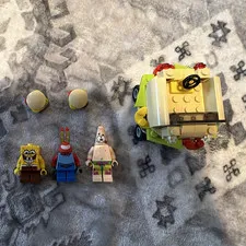 LEGO SpongeBob Minifigure Lot SpongeBob, Patrick (tongue out), Mr. Krabs