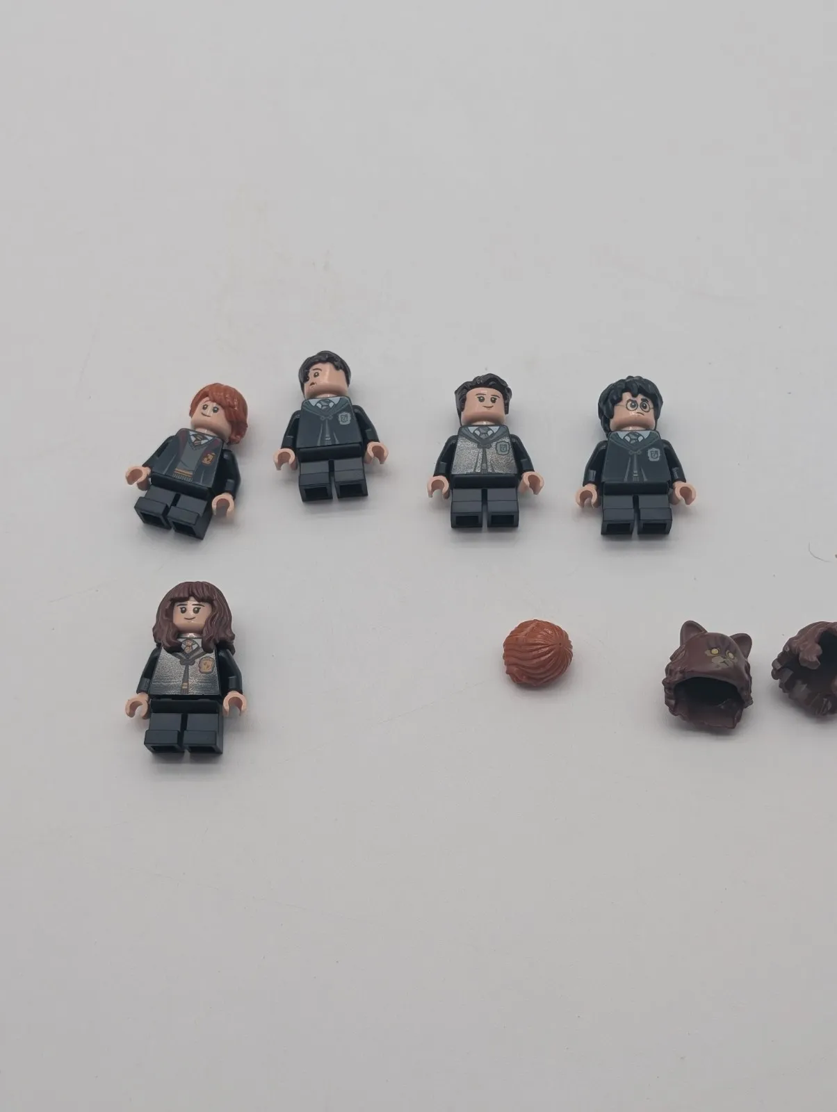 LEGO Harry Potter: Hogwarts: Mini Figures Only (76366 & 76387)