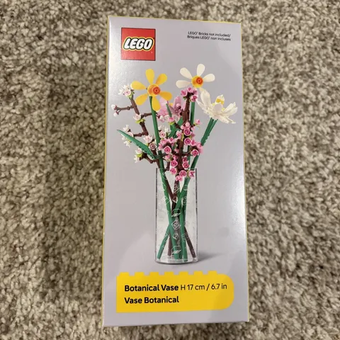LEGO Botanical Vase 6.7 inches New