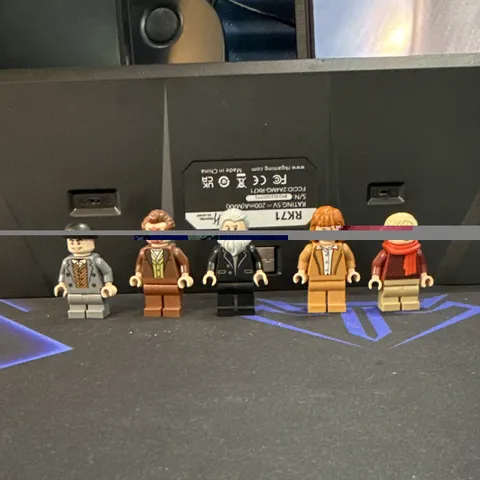 Lego Home Alone all 5 mini figures.