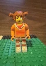 Lego Juniors Tina mini figure cre001