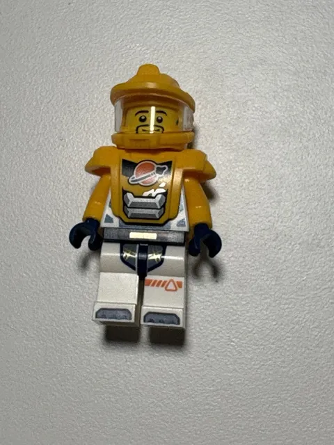 LEGO Minifigure - Astronaut - Male, White Spacesuit - No cty1745 - QTY 1