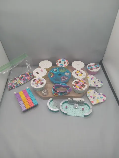 LEGO DOTS- Legos Creative Party Cupcake Replacement Parts. Lego Dot 2 Bracelets