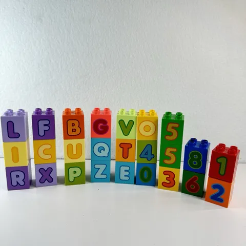 Lego Duplo Printed Number And Letter Bricks Lot Of 25 Bright Colorful Preschool