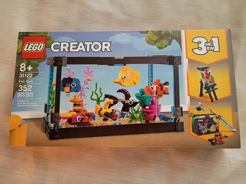 Lego CREATOR 3-in-1: Fish Tank 31122 NIB Retired!