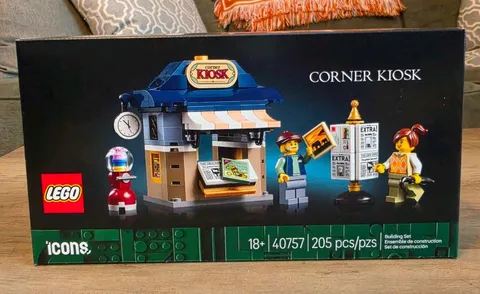 LEGO Icons Corner Kiosk 40757 GWP New And Sealed