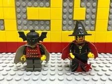LEGO Flight Night Minifigure Set Witch Hilda Bat Baron Soldier with Cloak