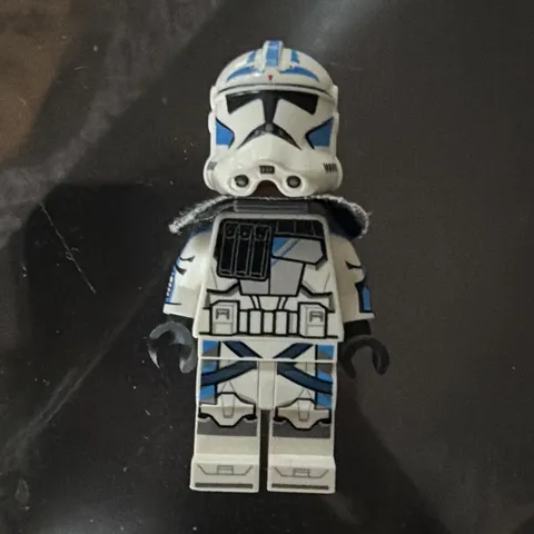LEGO Star Wars Clone Trooper Minifigure w/ Helmet and Head Plastic