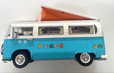 LEGO Volkswagen T1 Camper Van
