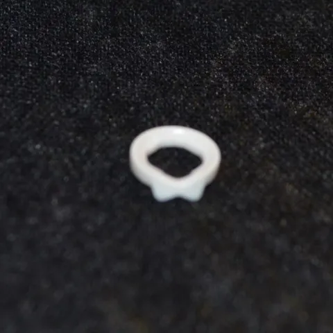 1 ~ White Bow Tie Brick ~ ( Minifigure Accessories ) ~ New Lego Parts ~