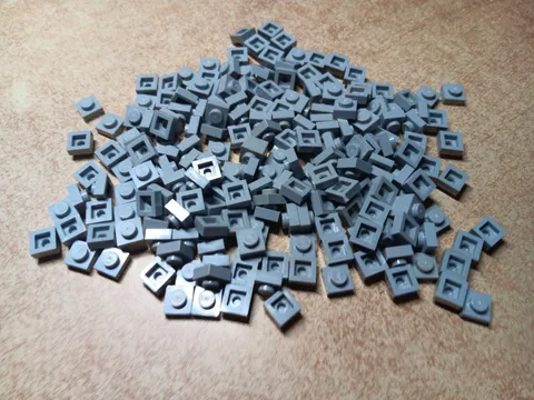 LEGO LOT OF 200 LIGHT BLUISH GRAY SQUARE PLATE 1X1 #3024