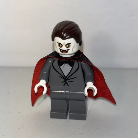 Lego Vampire Bob Oakley 75904 Mystery Mansion Scooby Doo Minifigure scd011 As-Is