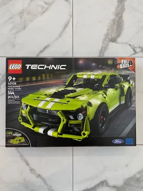 LEGO TECHNIC: Ford Mustang Shelby Gt500 (42138)