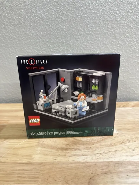 LEGO Ideas 40896 The X-Files Scully’s Lab New Sealed IN HAND