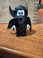 1x Lego Minifigures Series 2 Vampire Dracula Cloak Black 8684 col02-5 col021