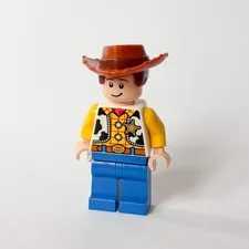 LEGO Disney Toy Story Woody Minifigure Closed Mouth Smile Hat Hair Minifig