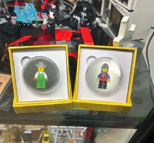 Lego Store Korea Coin Silver Membership 2026 Farmer 2024 Knight Set