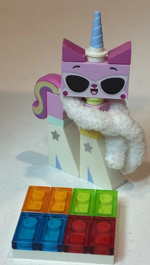 Lego Movie Unikitty Minifigure Disco Kitty 70828 70848 tlm140 w/ Boa Dance Pad