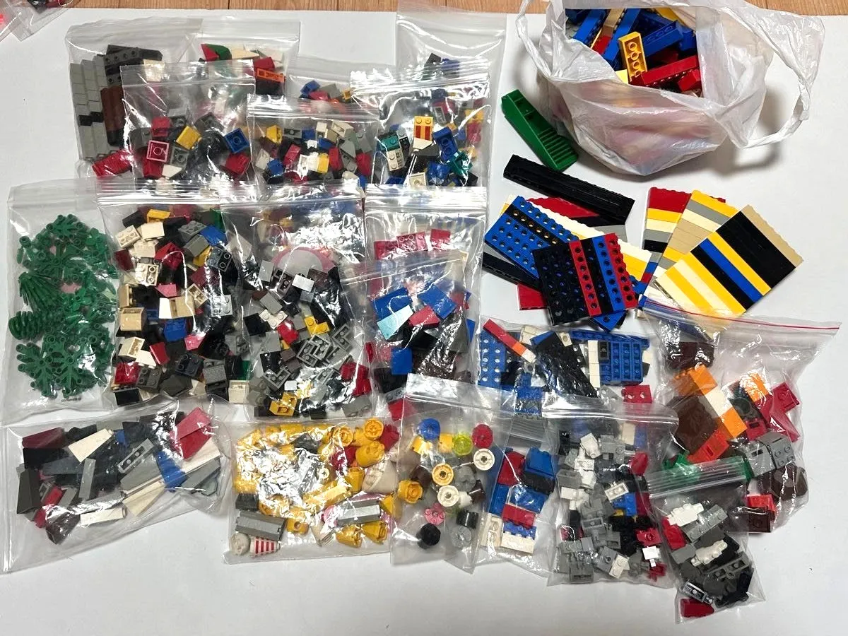 LEGO Minifigure Lot Set Bulk Sale Parts