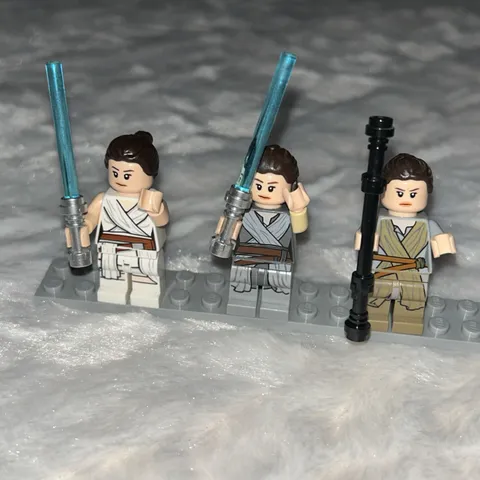 Lot Of 3 LEGO Star Wars Rey Minifigure sw0866  Last Jedi Tied Robe Sw1054 Sw0677