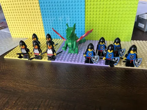Lego Vintage Castle Black Knights Battle Pack And Dragon Rare Good Condition