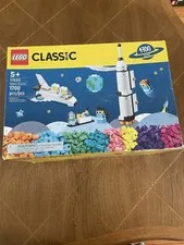 LEGO Classic Space Mission 11022 Building Set 1700 Pieces Age 4+ (2022)