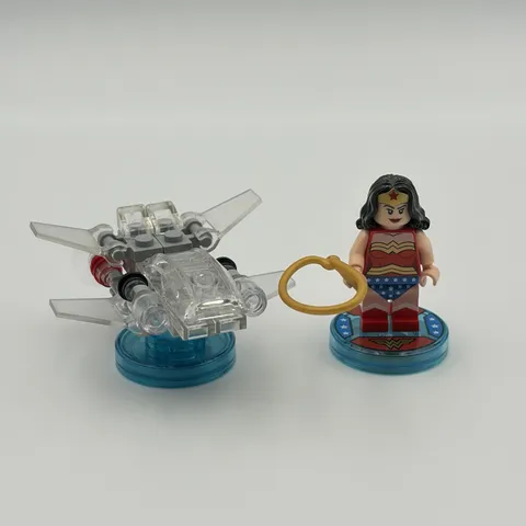LEGO Dimensions Wonder Woman Fun Pack Invisible Jet DC Comics 71209