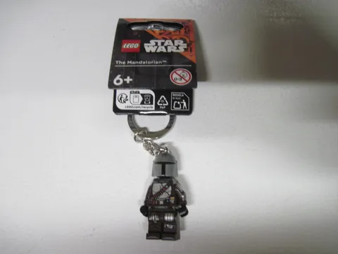 Lego     Star Wars    The Mandalorian   Minifigure  Key Chain       NEW!!!!!!!