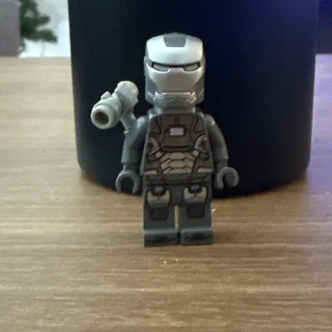 LEGO Super Heroes Minifigure (sh066) War Machine from Set 76006 R16