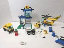 LEGO Town: 6330 Cargo Center Incomplete 1998 Vintage  Hard To Find Pieces 
