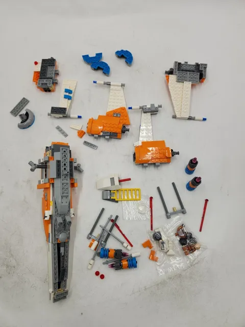 LEGO Star Wars Poe Dameron's X-Wing Fighter 75273 Building Kit IMCOMPLETE!!