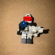 Lego Minifigure Series 21 Space Police Guy CMF New Retired 71029 col21.