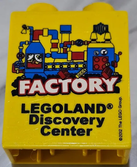 LEGO Duplo Brick 1 x 2 x 2 LEGOLAND Discovery Centre Factory 2012 Pattern RARE