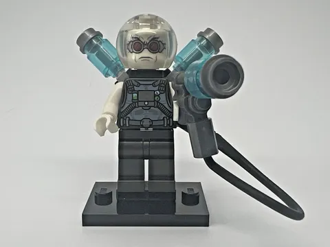 LEGO DC Super Heroes Minifigure - Mr. Freeze - SH0621 from foil pack 212007