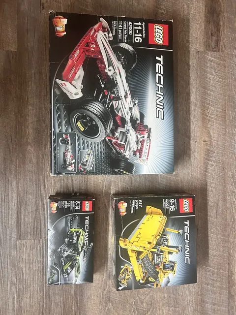 Bundle Of 26 Retired Lego Sets. Extremely Rare And Valuable. Free shipping