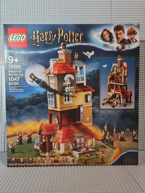 LEGO Harry Potter Set #75980 "Attack on the Burrow" 1047 pcs. New In Box.