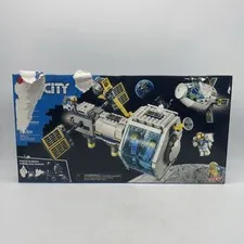 LEGO City: Lunar Space Station (60349) NEW DAMAGED BOX RETIRED FS!
